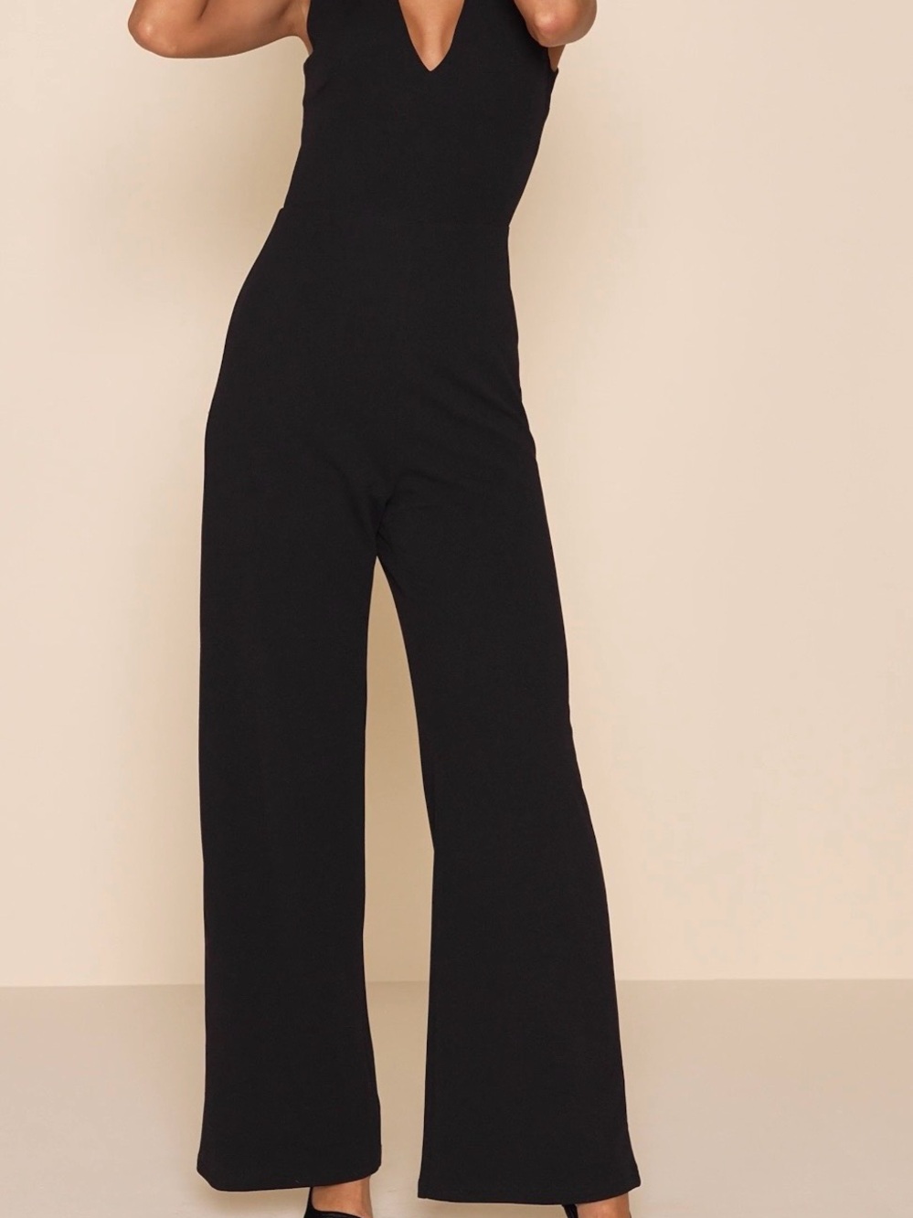 Lulu's Black V-Neck Wide-Leg Jumpsuit
